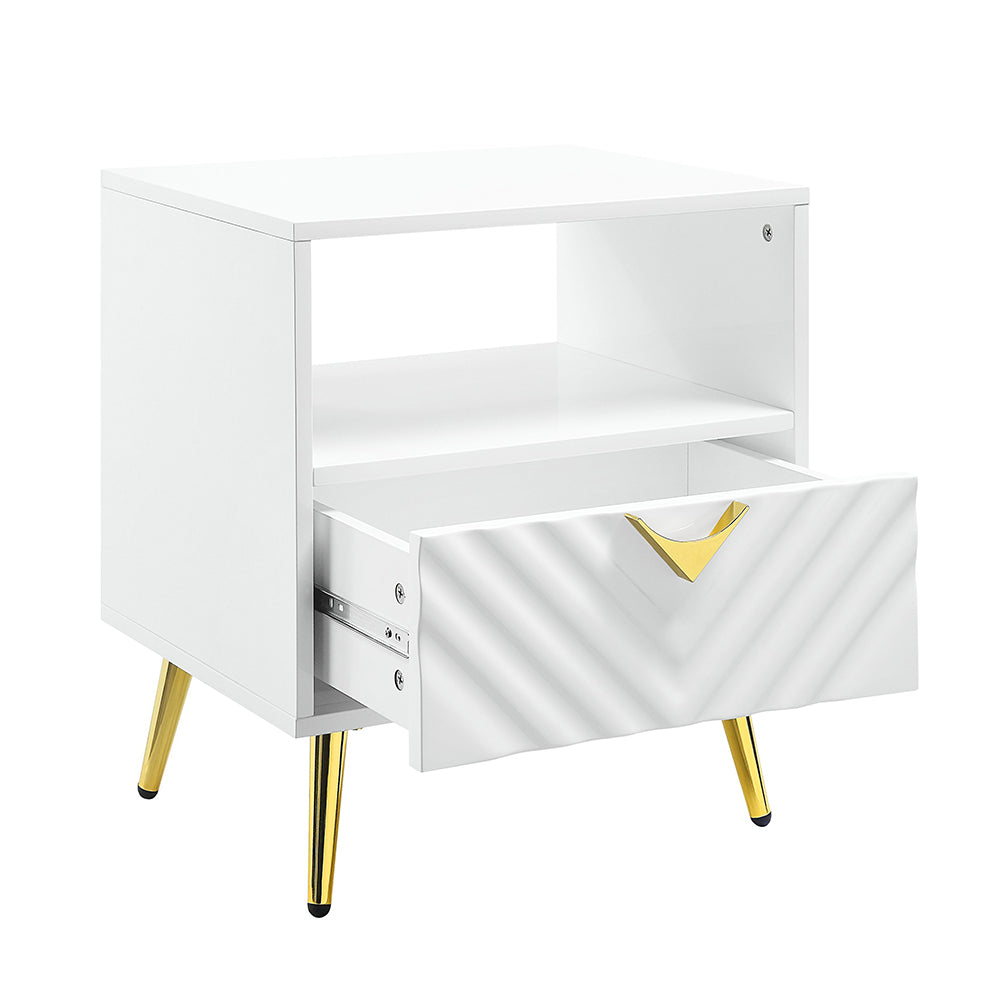 ACME Gaines White High Gloss End Table Model LV01140